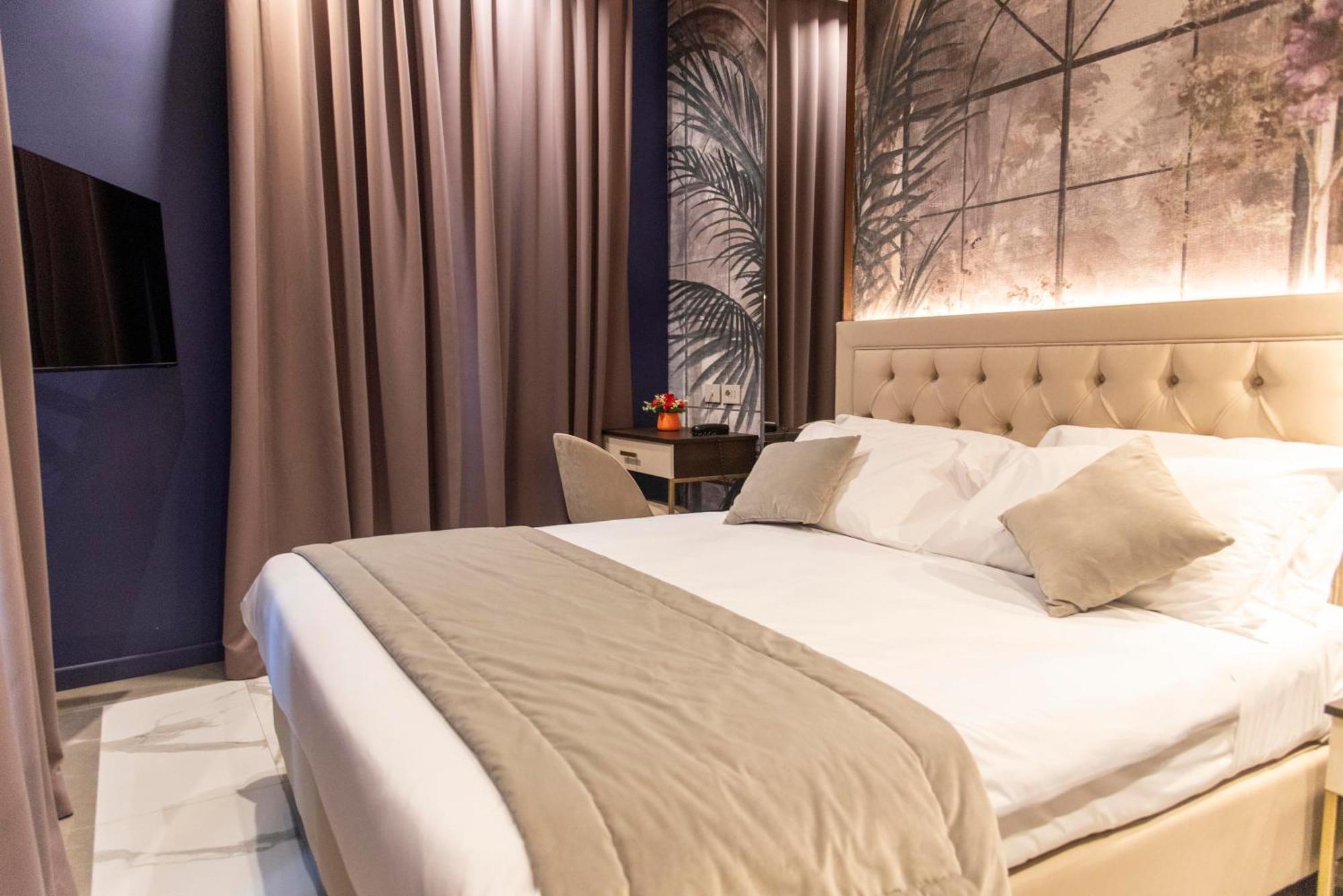 Adelaide Suite Dreams Rome Exterior photo
