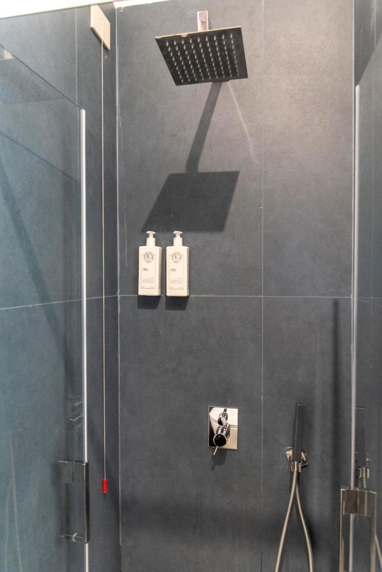 Adelaide Suite Dreams Rome Exterior photo