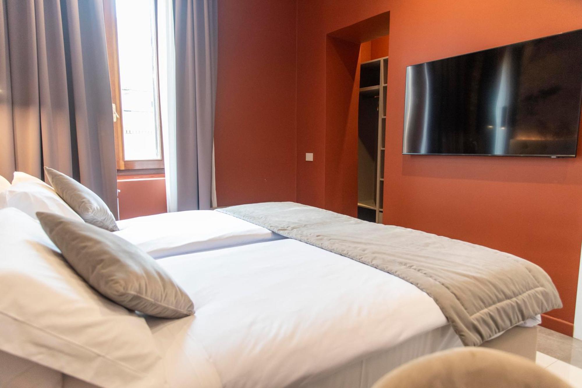 Adelaide Suite Dreams Rome Exterior photo