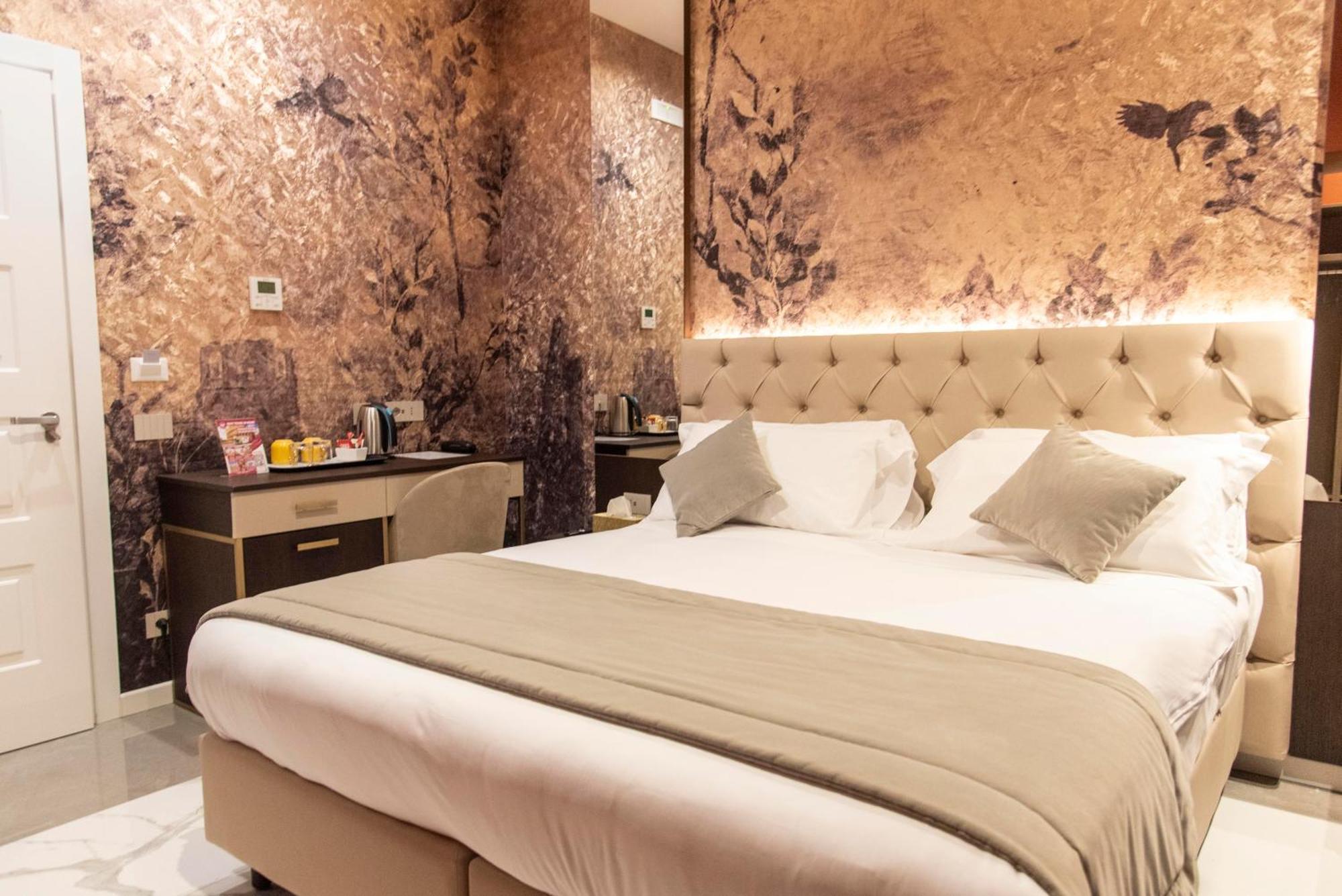 Adelaide Suite Dreams Rome Exterior photo