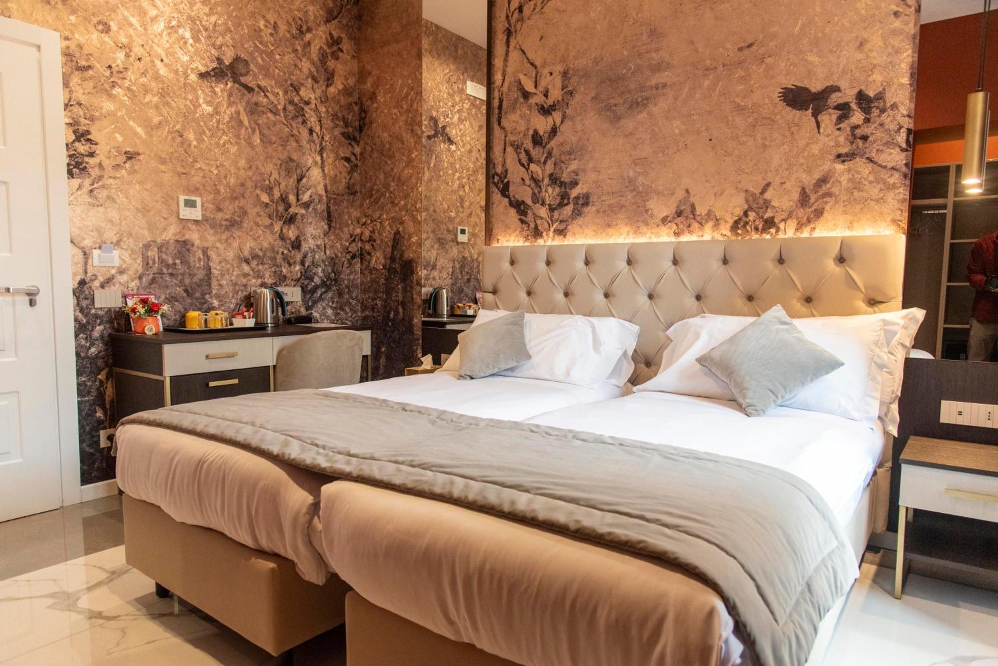 Adelaide Suite Dreams Rome Exterior photo